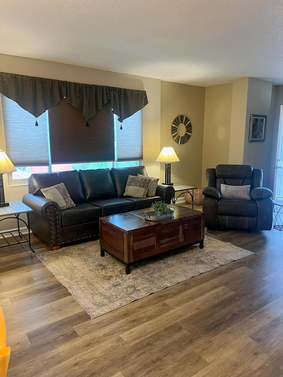River Place Condos #401 2Bd 비둘기 포지 외부 사진